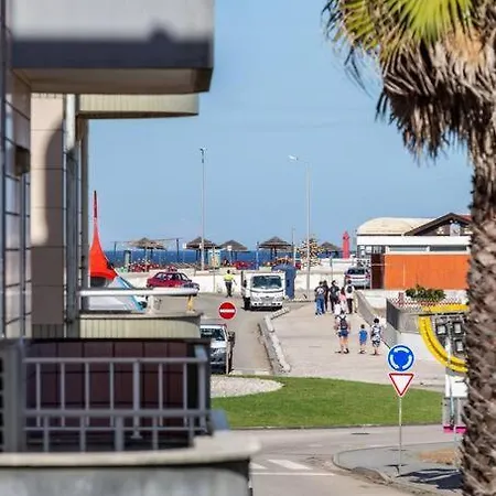 Furadouro - Vista Dos Pinhais - 2 Quartos A 100 Metros Da Do Furadouro דירה