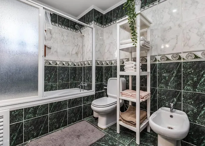 Furadouro - Vista Dos Pinhais - 2 Quartos A 100 Metros Da Do Furadouro Apartament *